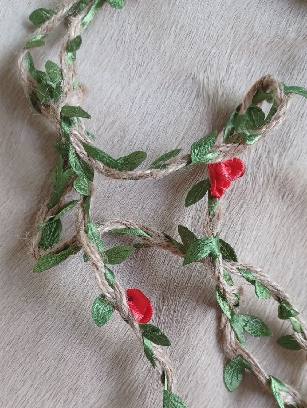 Floral Motive Super Cute Heeled Sandals - Picture 4 of 9